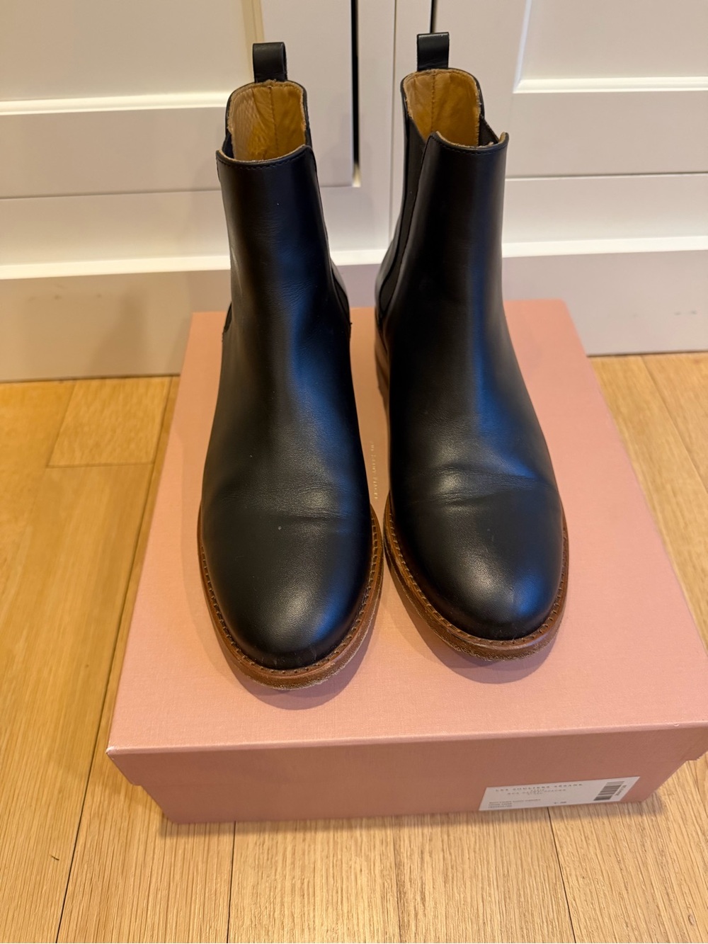 Sezanne Chelsea Boot (Low Henry) - Picture 4 of 6